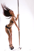 Elle Aime Photography by Leah Marie - Cheseray Pole (14 of 27)