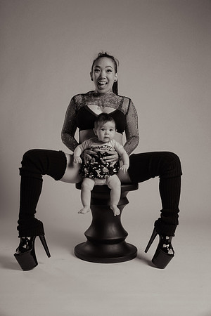 Leah Marie Studio - Jess and Ophelia BW-5