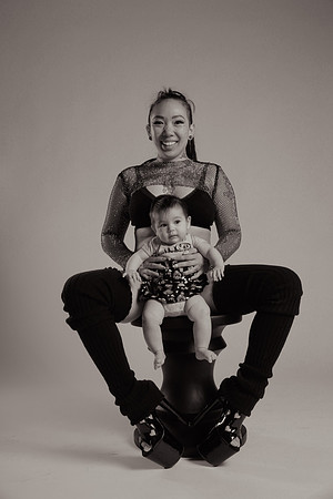 Leah Marie Studio - Jess and Ophelia BW-7