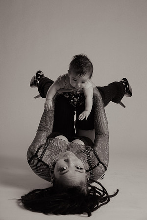 Leah Marie Studio - Jess and Ophelia BW-14