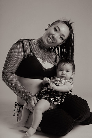 Leah Marie Studio - Jess and Ophelia BW-17