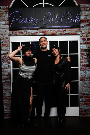 Pussy Cat Club Photobooth - Flux Theatre-4