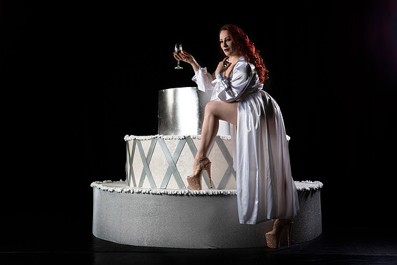 Elle-Aime-Photography-Leah Marie Cake-2