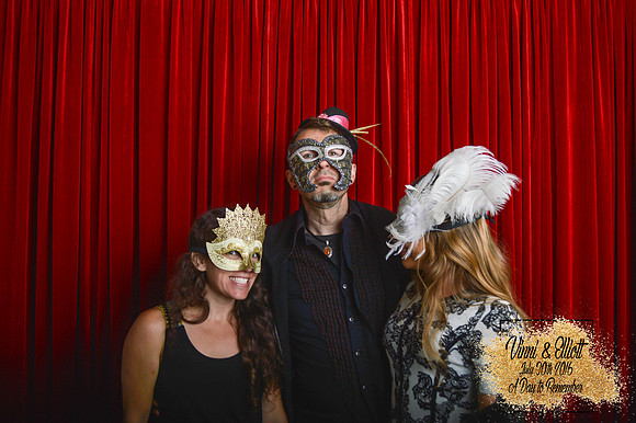 Elle Aime Photography by Leah Marie - Elliott and Vincent Wedding Photo Booth (221 of 221)