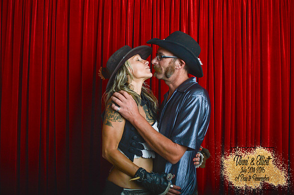Elle Aime Photography by Leah Marie - Elliott and Vincent Wedding Photo Booth (204 of 221)