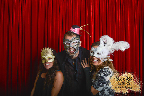 Elle Aime Photography by Leah Marie - Elliott and Vincent Wedding Photo Booth (220 of 221)