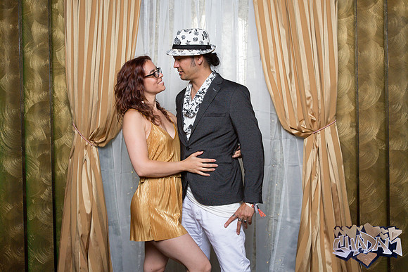ElleAimePhotographybyLeahMarie-ShadamPhotoBooth-8