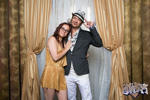 ElleAimePhotographybyLeahMarie-ShadamPhotoBooth-11