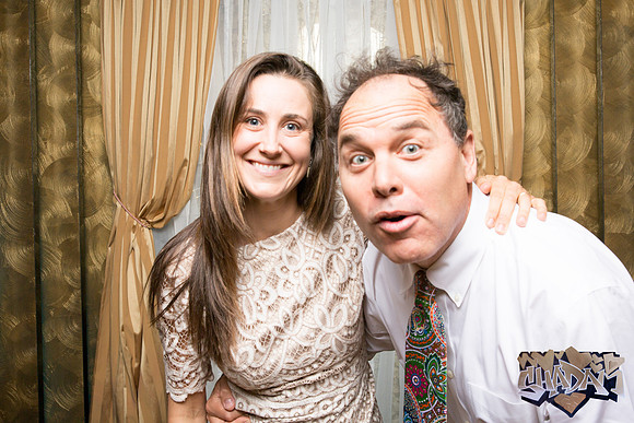 ElleAimePhotographybyLeahMarie-ShadamPhotoBooth-21