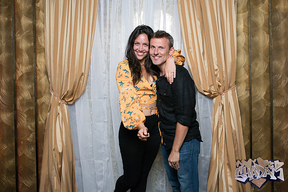 ElleAimePhotographybyLeahMarie-ShadamPhotoBooth-34