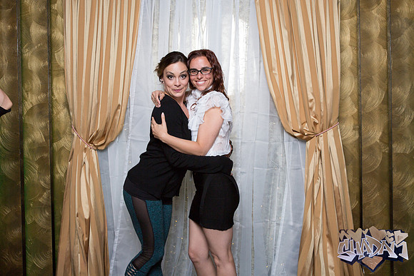 ElleAimePhotographybyLeahMarie-ShadamPhotoBooth-37