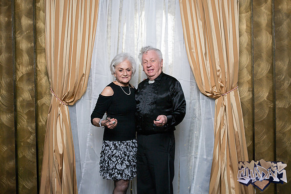 ElleAimePhotographybyLeahMarie-ShadamPhotoBooth-49