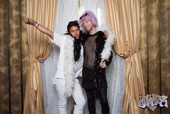 ElleAimePhotographybyLeahMarie-ShadamPhotoBooth-54