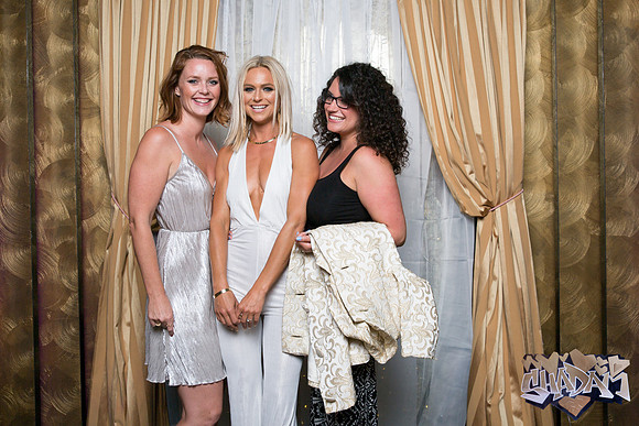 ElleAimePhotographybyLeahMarie-ShadamPhotoBooth-98