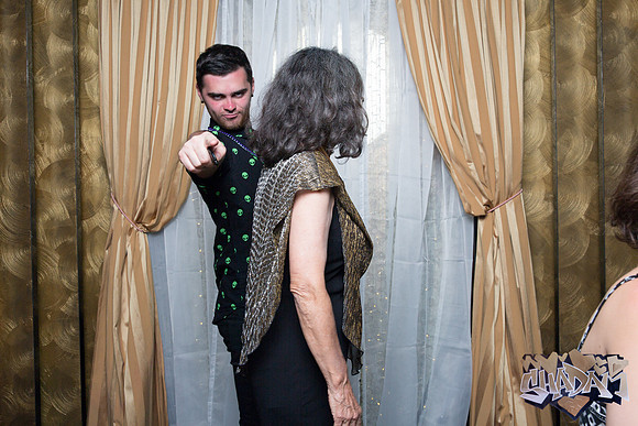ElleAimePhotographybyLeahMarie-ShadamPhotoBooth-222