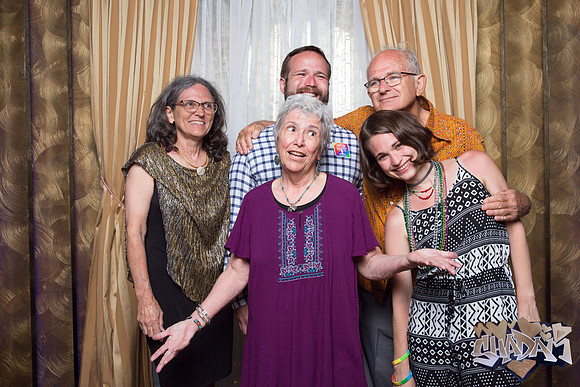 ElleAimePhotographybyLeahMarie-ShadamPhotoBooth-226