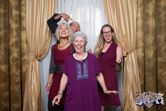 ElleAimePhotographybyLeahMarie-ShadamPhotoBooth-230
