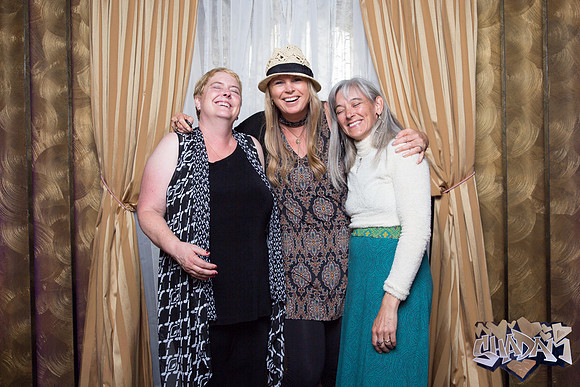 ElleAimePhotographybyLeahMarie-ShadamPhotoBooth-248