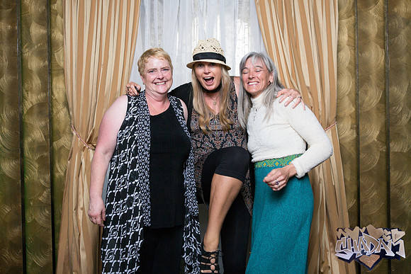 ElleAimePhotographybyLeahMarie-ShadamPhotoBooth-251