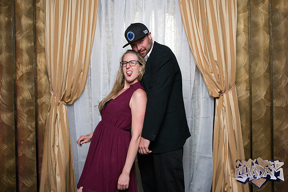 ElleAimePhotographybyLeahMarie-ShadamPhotoBooth-254