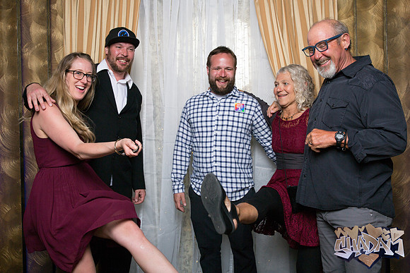ElleAimePhotographybyLeahMarie-ShadamPhotoBooth-263