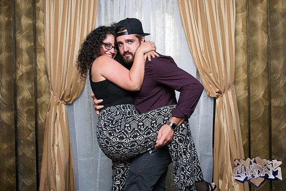 ElleAimePhotographybyLeahMarie-ShadamPhotoBooth-288