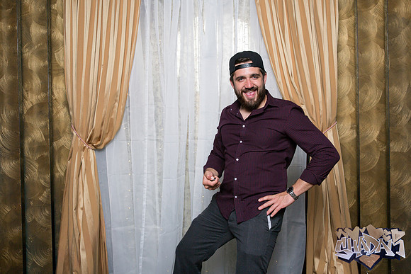 ElleAimePhotographybyLeahMarie-ShadamPhotoBooth-293