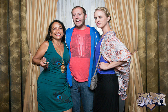 ElleAimePhotographybyLeahMarie-ShadamPhotoBooth-308