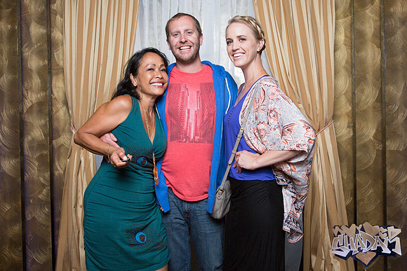 ElleAimePhotographybyLeahMarie-ShadamPhotoBooth-309
