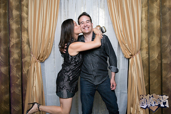ElleAimePhotographybyLeahMarie-ShadamPhotoBooth-366