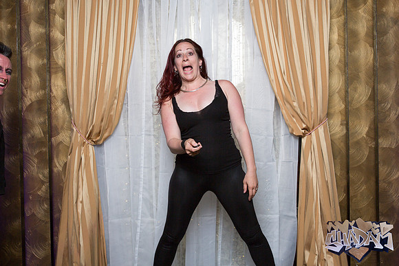 ElleAimePhotographybyLeahMarie-ShadamPhotoBooth-371