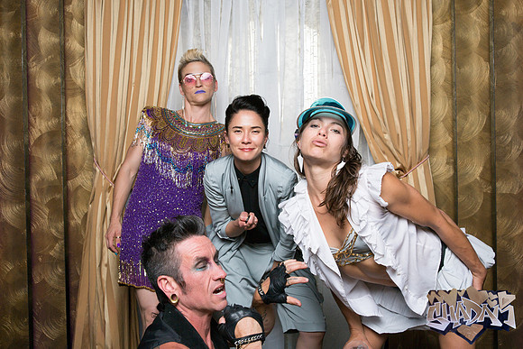 ElleAimePhotographybyLeahMarie-ShadamPhotoBooth-391
