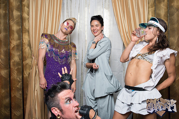 ElleAimePhotographybyLeahMarie-ShadamPhotoBooth-392