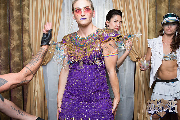 ElleAimePhotographybyLeahMarie-ShadamPhotoBooth-394