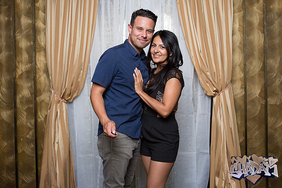 ElleAimePhotographybyLeahMarie-ShadamPhotoBooth-396