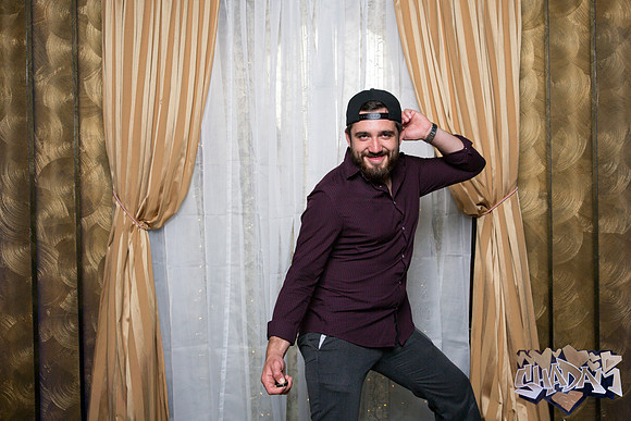 ElleAimePhotographybyLeahMarie-ShadamPhotoBooth-404