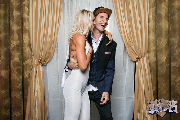 ElleAimePhotographybyLeahMarie-ShadamPhotoBooth-433