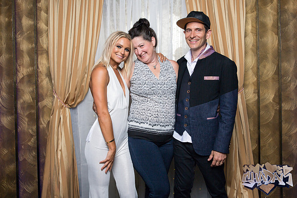ElleAimePhotographybyLeahMarie-ShadamPhotoBooth-438