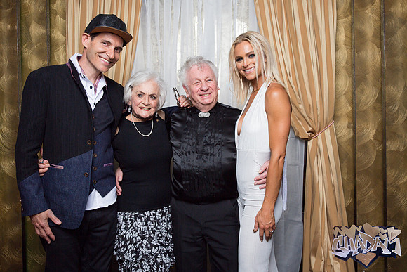 ElleAimePhotographybyLeahMarie-ShadamPhotoBooth-444