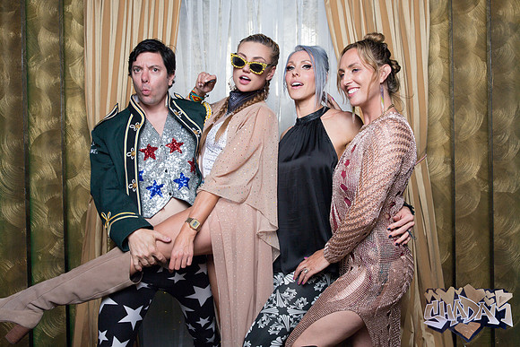 ElleAimePhotographybyLeahMarie-ShadamPhotoBooth-447