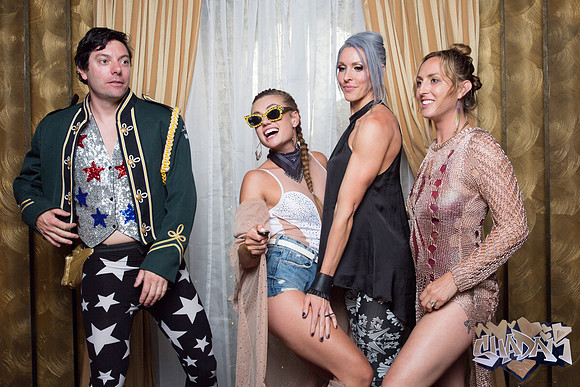 ElleAimePhotographybyLeahMarie-ShadamPhotoBooth-455