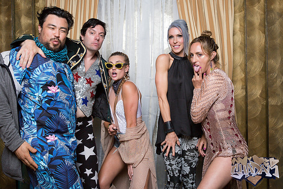 ElleAimePhotographybyLeahMarie-ShadamPhotoBooth-459