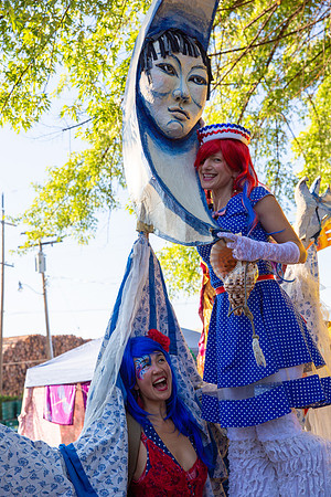 Leah-Marie-Studio-Giant-Puppets-Save-The-World-41