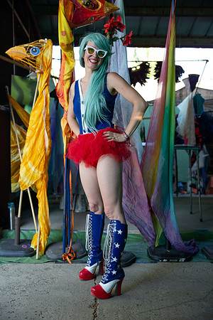 Leah-Marie-Studio-Giant-Puppets-Save-The-World-59