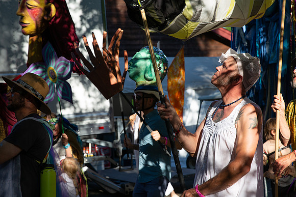 Leah-Marie-Studio-Giant-Puppets-Save-The-World-73