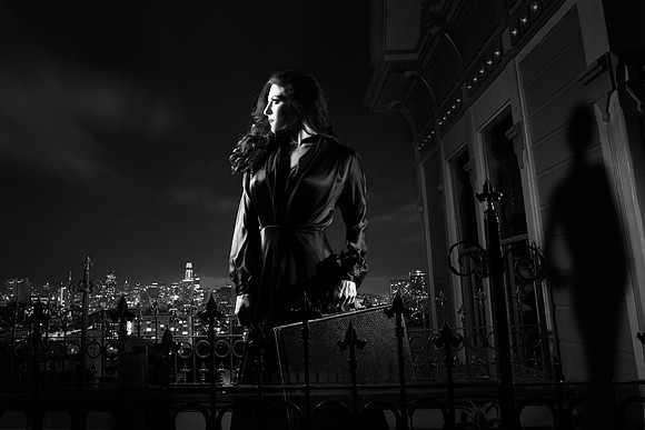 15Femme Fatale-16