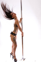 Elle Aime Photography by Leah Marie - Cheseray Pole (13 of 27)