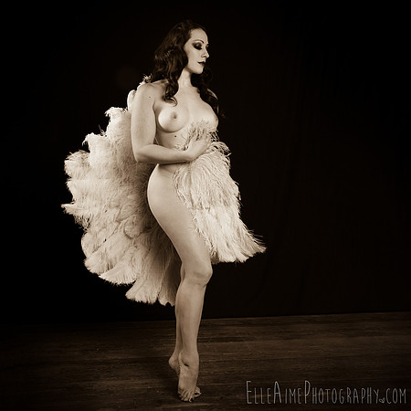 Elle Aime Photography by Leah Marie - Vau De Vire Follies-2