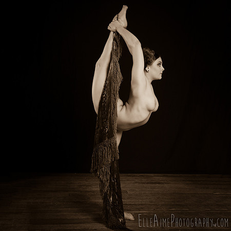 Elle Aime Photography by Leah Marie - Vau De Vire Follies-10