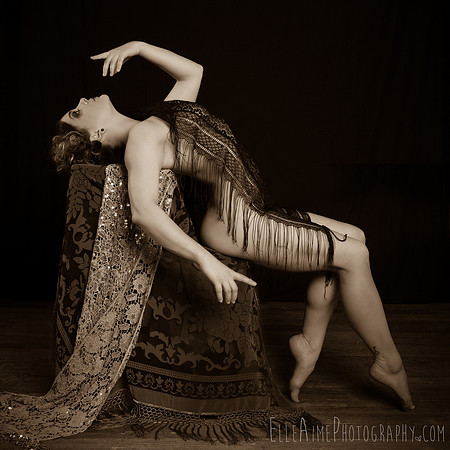 Elle Aime Photography by Leah Marie - Vau De Vire Follies-9